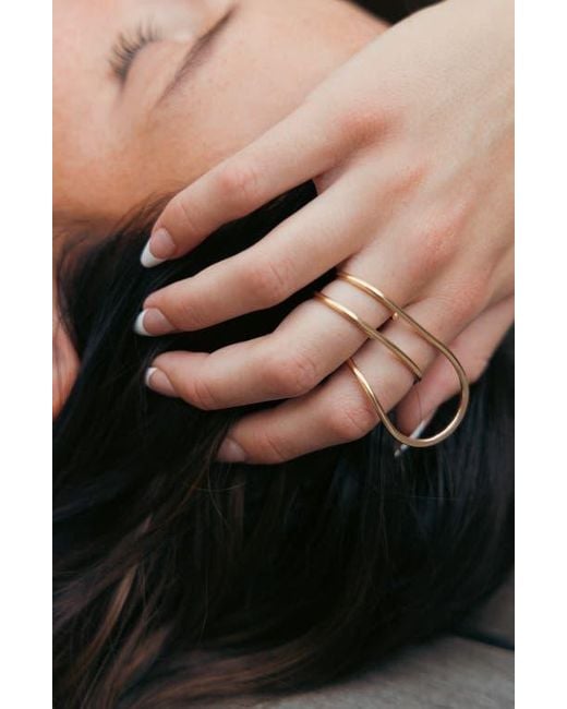 ALBISIA Metallic Spring Ring