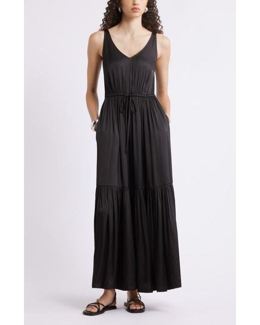 Nordstrom Women's Black Sleeveless Satin V-Neck Maxi Dress