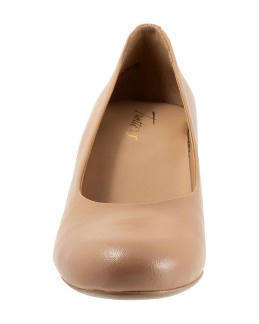 Trotters Brown Lanay Pump