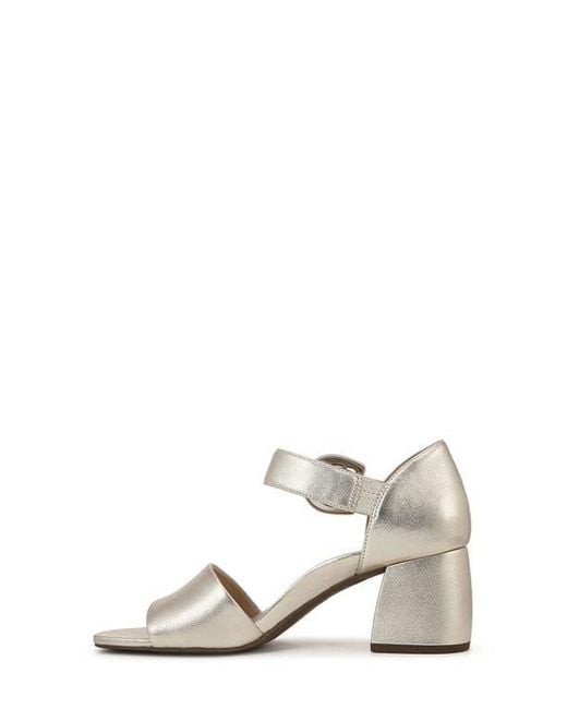 Vionic White Chardonnay Block Heel Sandal