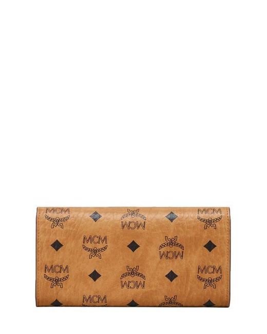 MCM White Tracy Wallet On Chain