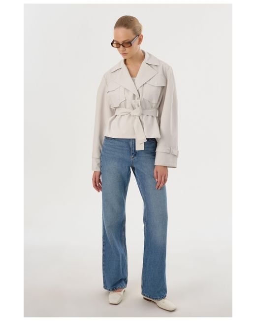 Lamarque Blue Quinn