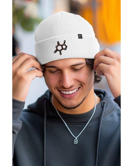 Alix White Molecule Beanie for men
