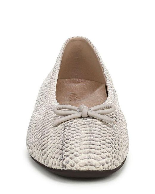 Vionic White Larissa Ballet Flat