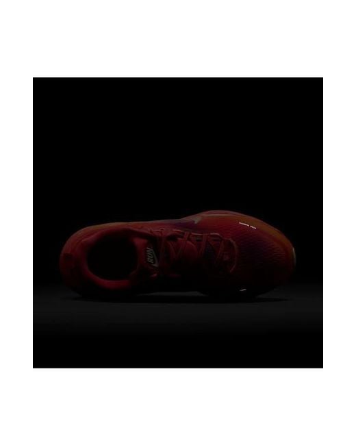 Nike Red Vomero 18 Se Running Shoe