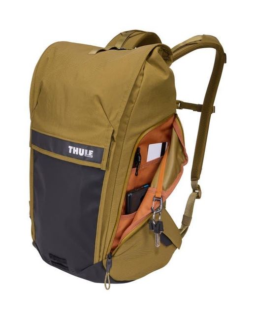 Thule Black Paramount Commuter 20-Liter Backpack