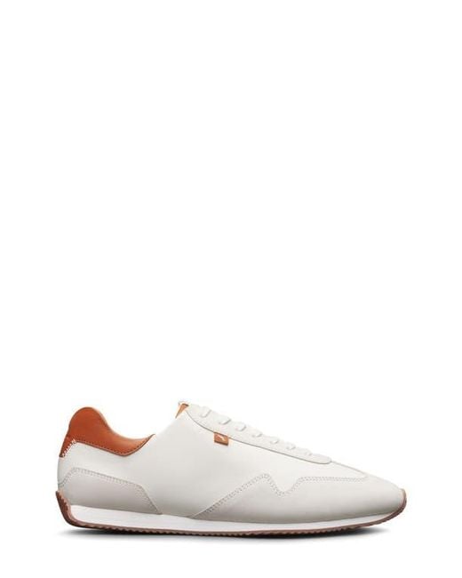 Wolf & Shepherd White Pacer Lite Sneaker