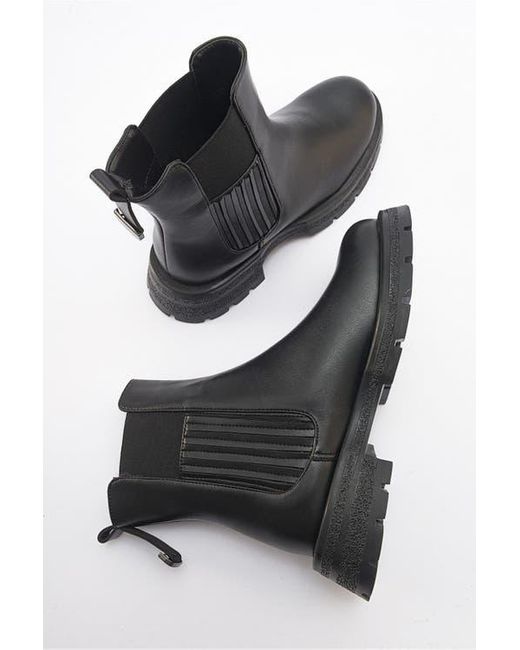 Prologue Shoes Black Sofia Chelsea Boot
