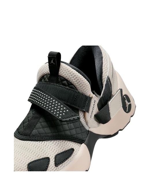 Nike Black Trunner Lx Sneaker