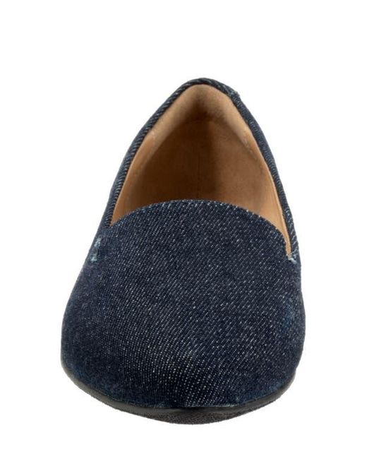 Trotters Blue Harlowe Pointed Toe Flat