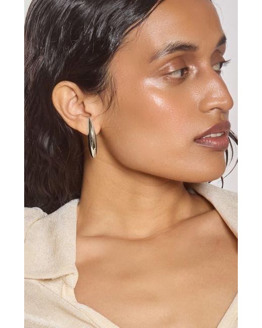 Lady Grey Jewelry Natural Demi Hoop Earrings