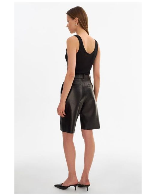 Lamarque Black Lotta