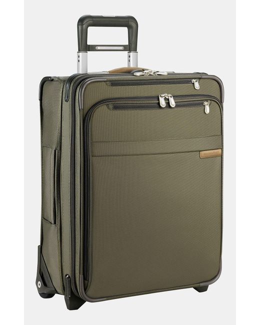Briggs & Riley Baseline 21inch International Expandable Rolling Carry