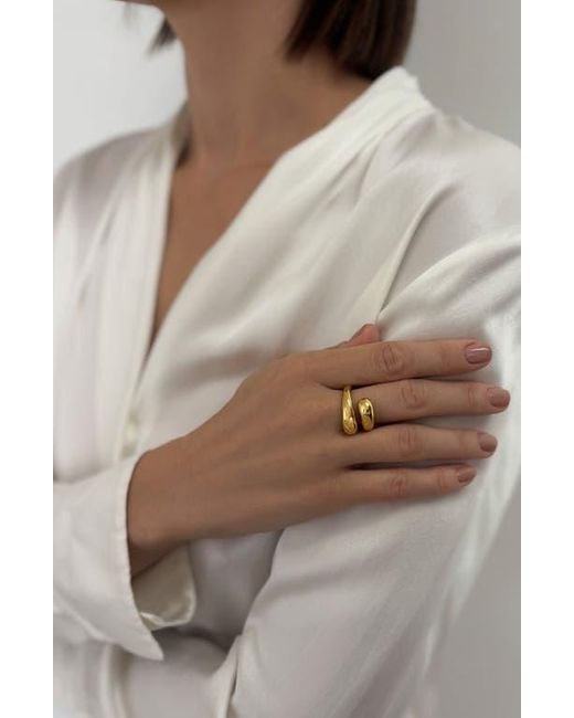 st. Moran Metallic Bypass Ring