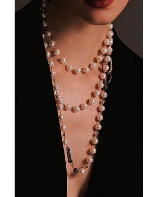 Retro Chic White Leopard Necklace
