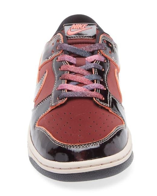 Nike Purple Dunk Low Se Basketball Sneaker for men