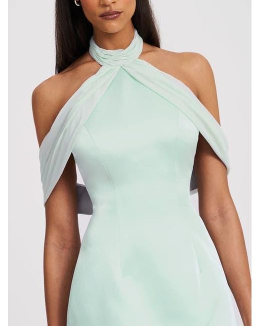 Miss Circle White Zafrina Halter Off-Shoulder Backless Mini Dress