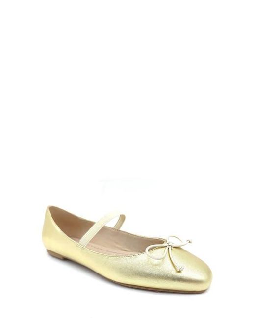 Kenneth Cole White Myra Mary Jane Flat