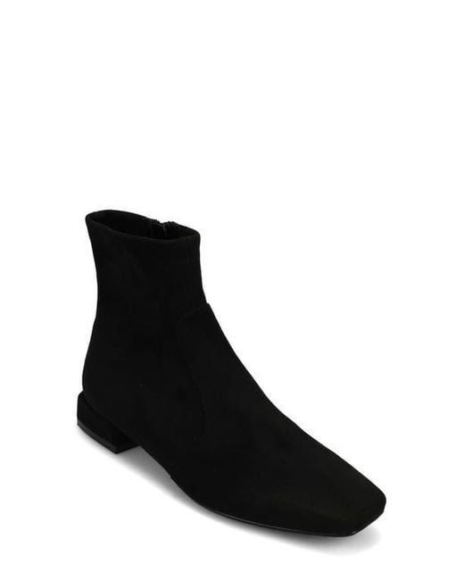 Vaneli Black Elisia Bootie