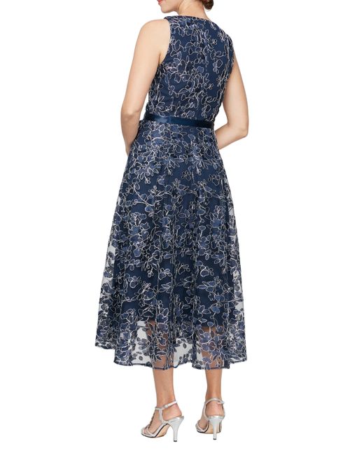 Alex Evenings Blue Floral Embroidery Sleeveless Cocktail Midi Dress
