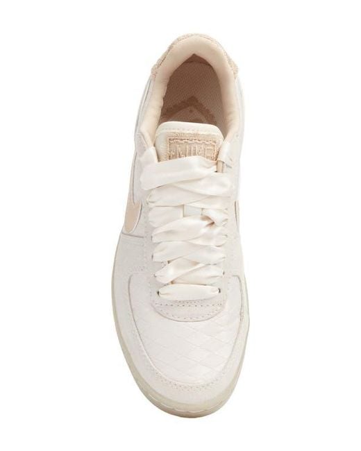 Nike White Field General Se Sneaker