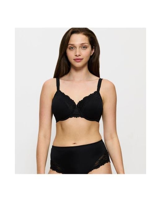 Triumph Black Ladyform Soft Minimizer Bra