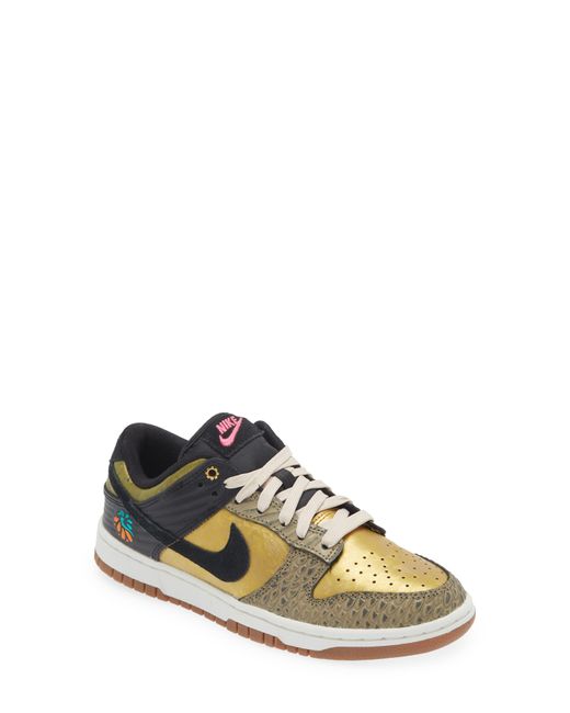 Nike Dunk Low Premium Basketball Sneaker | Lyst