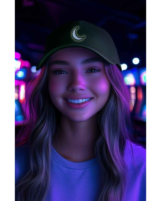 Alix Green Moon Cap