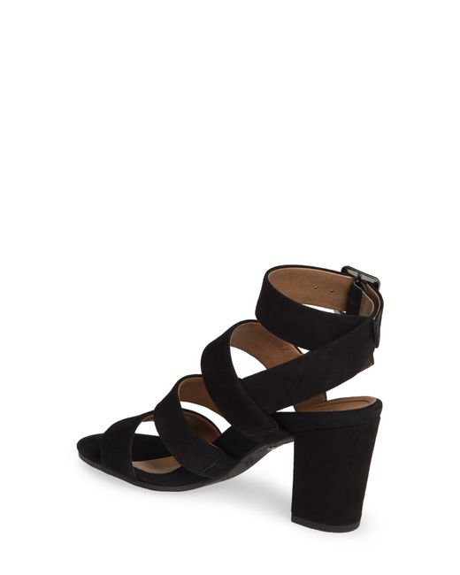 vionic blaire block heel sandal