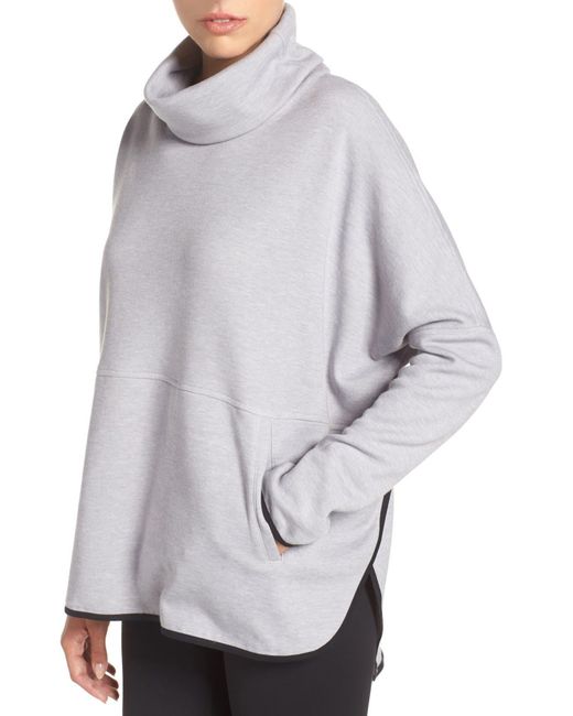 The North Face Slacker Poncho in White | Lyst