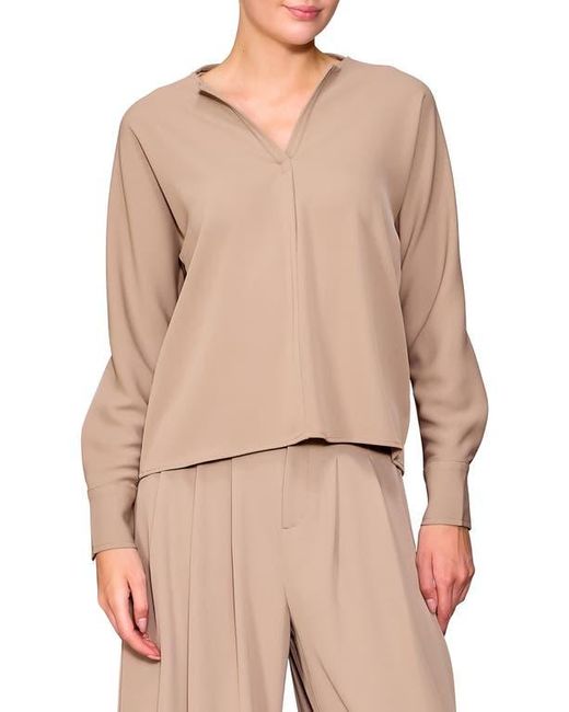 MELLODAY Natural Crepe Split Front Top