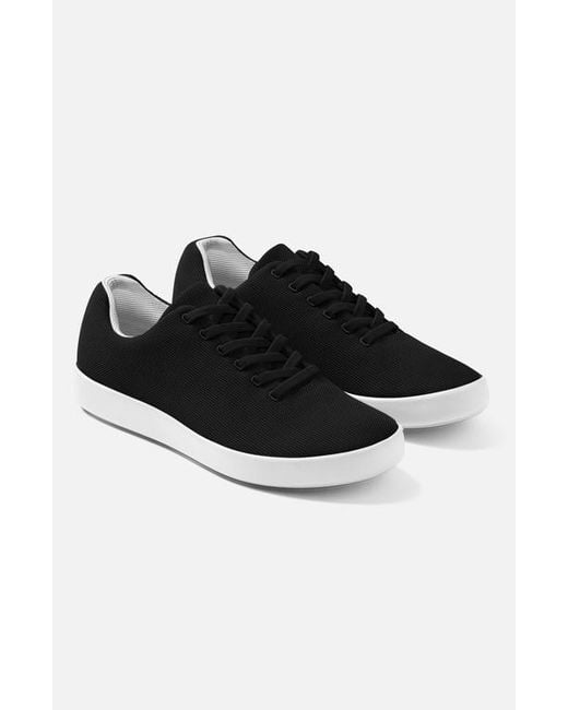 Atom Black Model 000 Sneakers