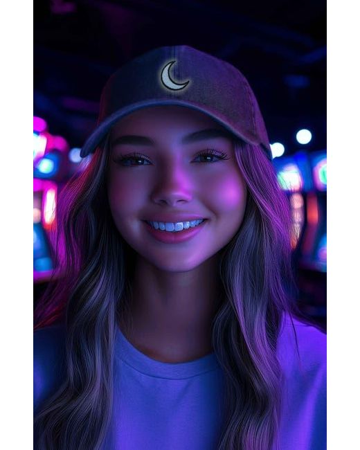 Alix Gray Moon Cap