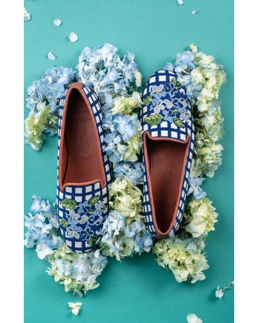 PAIGE White Needlepoint Checkered Hydrangea Flat