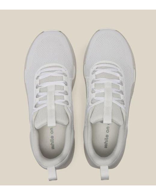 while on earth™ White Move Trainer for men