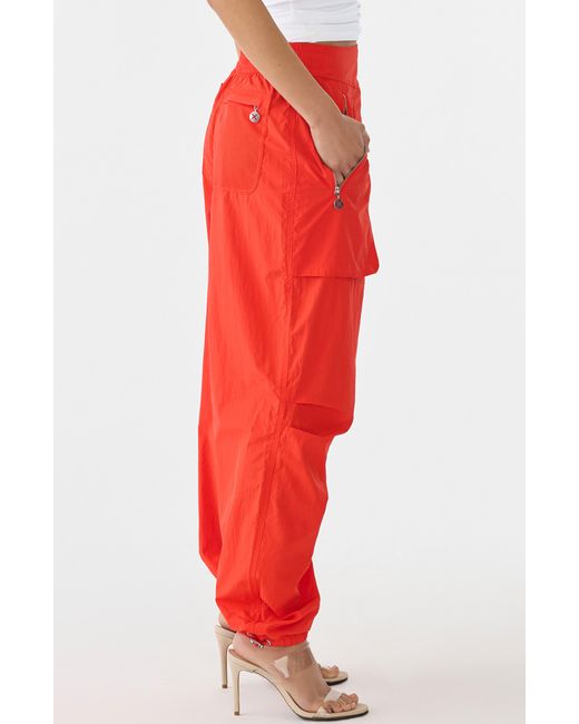 GSTQ Red Nylon Parachute Pants