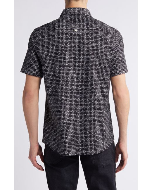 Stone Rose Gray Wavy Mesh Short Sleeve Trim Fit Button-up Shirt for men