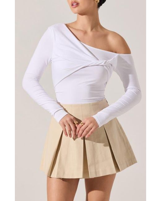 Astr White Kora One-Shoulder Top
