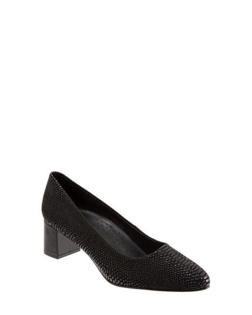 Trotters Black Kari Pointy Toe Pump