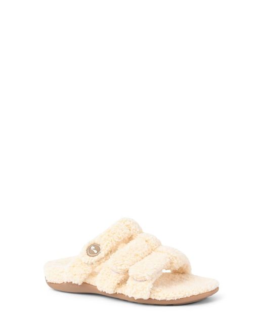 Strive Natural Zella Slipper