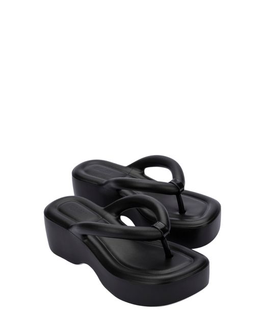 Melissa Black Free Platform Flip Flop