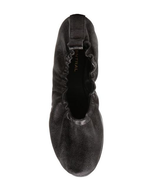 275 Central Black Vanna Flat