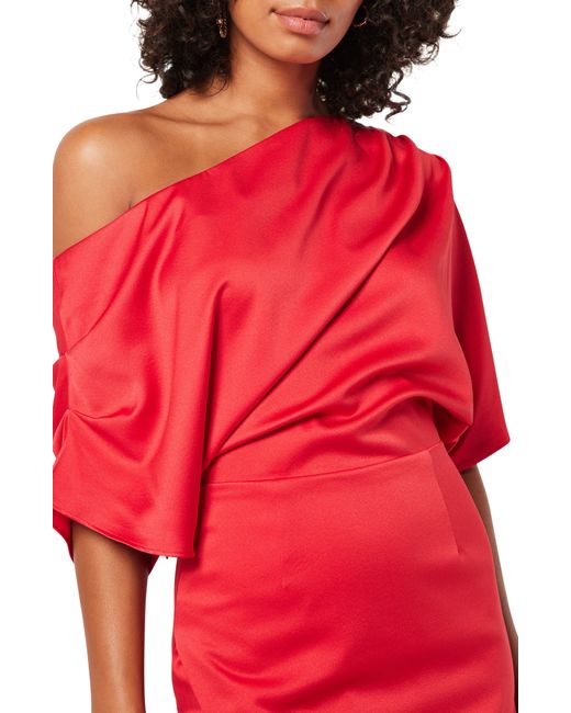 Elliatt Red Carson One-shoulder Satin Dress