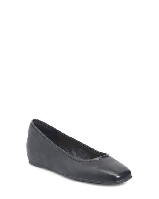 Söfft Blue Poppy Square Toe Flat