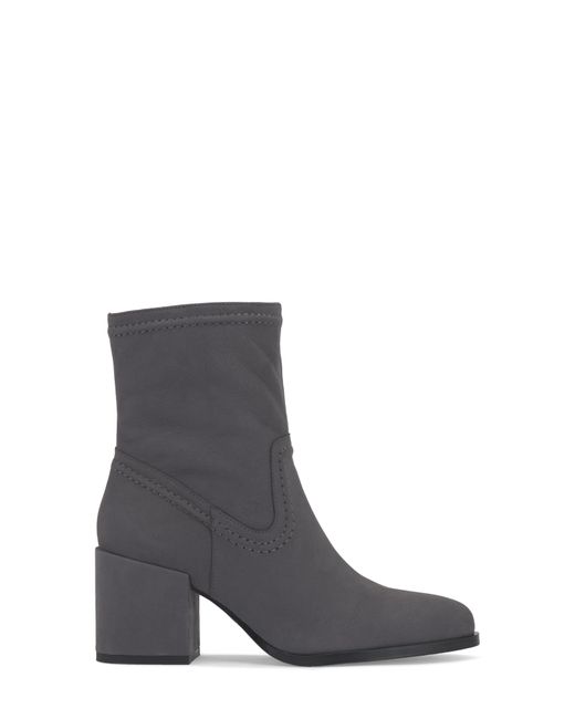 vince camuto ginsel bootie