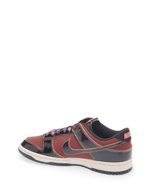 Nike Purple Dunk Low Se Basketball Sneaker for men