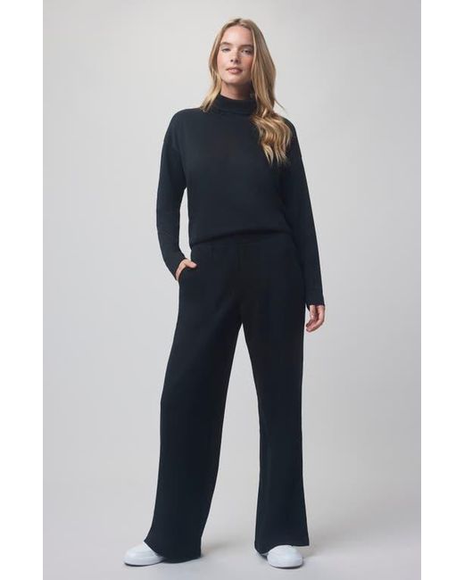 Splendid Blue X @Cellajaneblog Interlock Pants