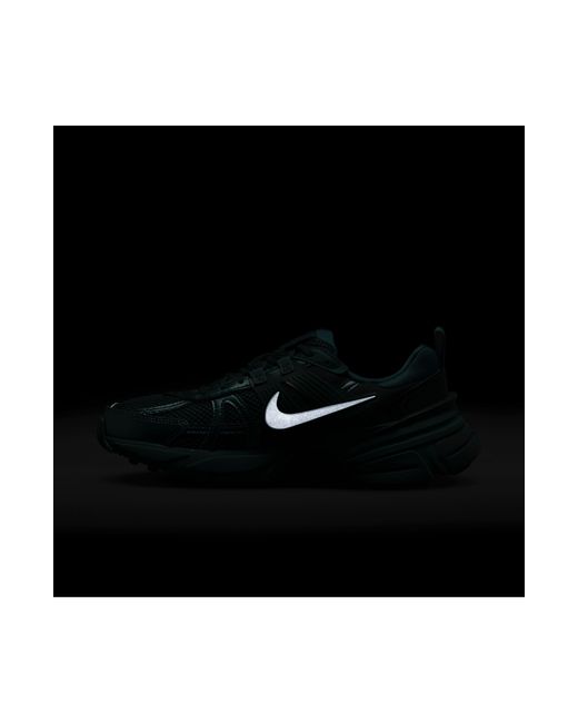 Nike Green V2k Run Sneaker