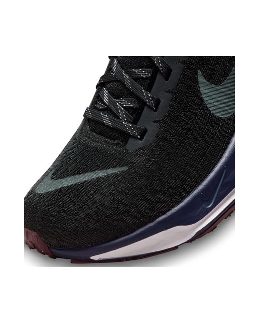 Nike Black Zoomx Invincible Run 3 Running Shoe
