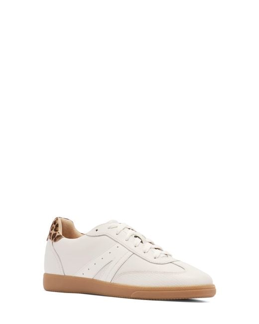 Frankie White Levi Sneaker